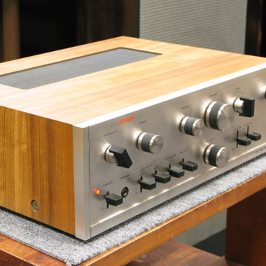 Denon PMA-350Z amplifier